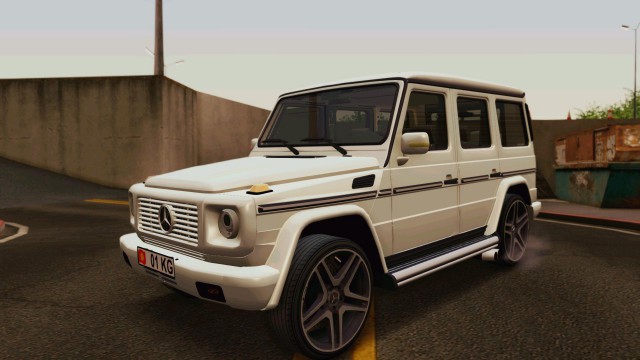 Mercedes-Benz G500