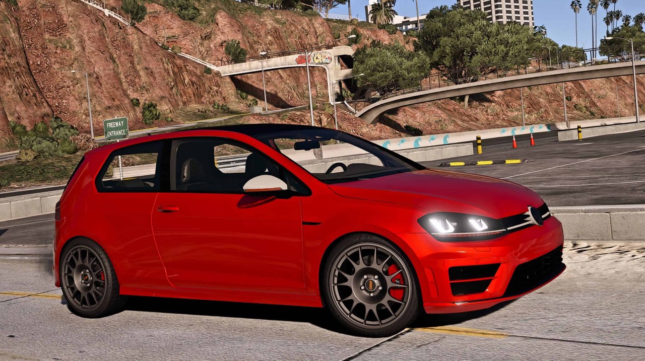 2014 Volkswagen Golf R 1.1