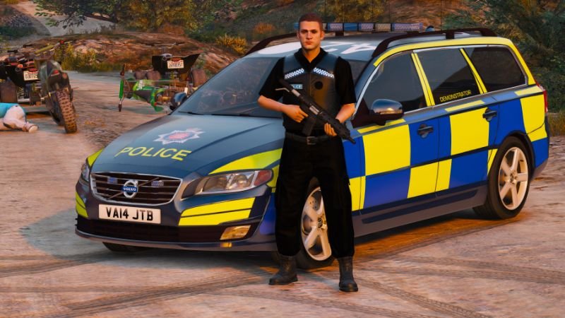 Essex Police Volvo V70